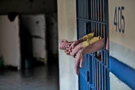 Prisão Preventiva: Como a Nova Lei 15.272/2025 Impacta o seu Direito à Liberdade.